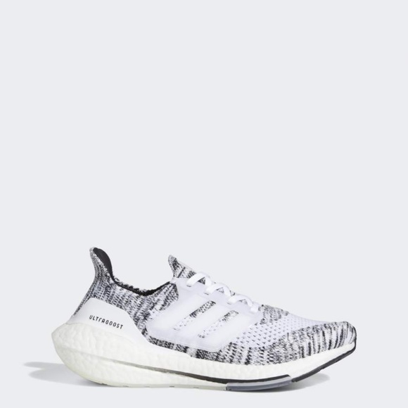 NEW! adidas Ultraboost 21 Women\'s Shoes Size 6